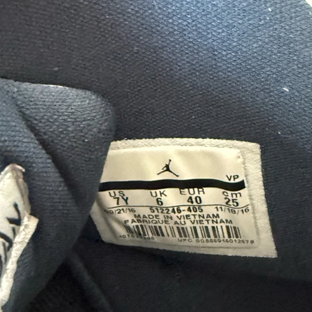 Nike Air Jordan Son of Mars Armory Navy Kids Navy Blue Sneakers‎ 7.5 y